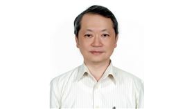 ▲高雄骨科醫吳明峯。（圖／翻攝中正脊椎骨科醫院網站）
