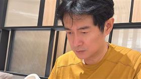 黃安勸S媽放下，被網友批是局外人。（圖／翻攝自黃安微博）