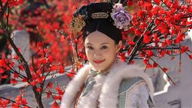 《後宮甄嬛傳》在今年台灣馬拉松直播再度破紀錄，第四輪「皇上駕崩」的橋段時，總在線人次突破8.3萬。（八大提供）

