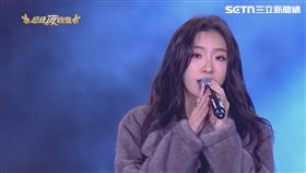 ▲陳華驚喜重現2024新北耶誕城演唱會的清唱橋段（圖／超級夜總會）