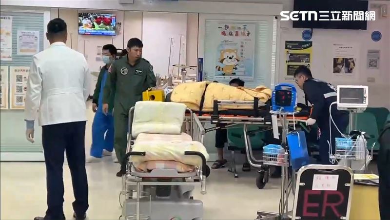 空軍軍機墜毀原因曝！人員跳傘獲救送醫