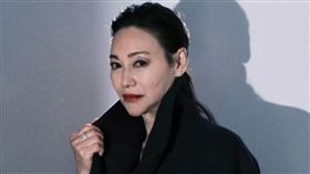 惠英紅拍攝武打戲非常敬業。（圖／翻攝自微博）