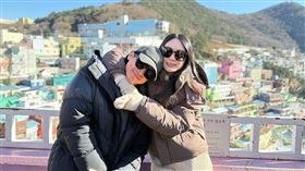 陳傑憲轉頭熱吻綺綺。（圖／翻攝自hsien_1994 IG）