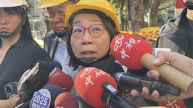 新光三越、台中、本部長、曹美虹、哽咽