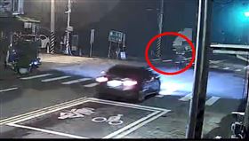 車禍,竹崎鄉,行人,自小客,死亡