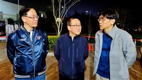 桃園市長張善政視察台灣燈會（1）桃園市長張善政（左1）表示，15日是台灣燈會開始以後首個遊客高峰，指揮中心給予的資訊他都有全盤掌握，有些時段較擁塞，隨後也舉行檢討會議並擬定改善措施。圖為張善政16日到燈會現場視察。中央社記者吳睿騏桃園攝  114年2月16日