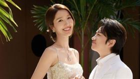 王祖藍、李亞男。（圖／翻攝自王祖藍微博）