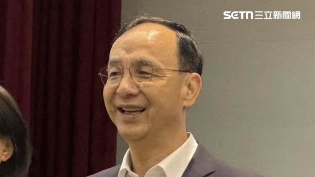 翁曉玲提修法禁罷免連署偷跑　朱立倫切割