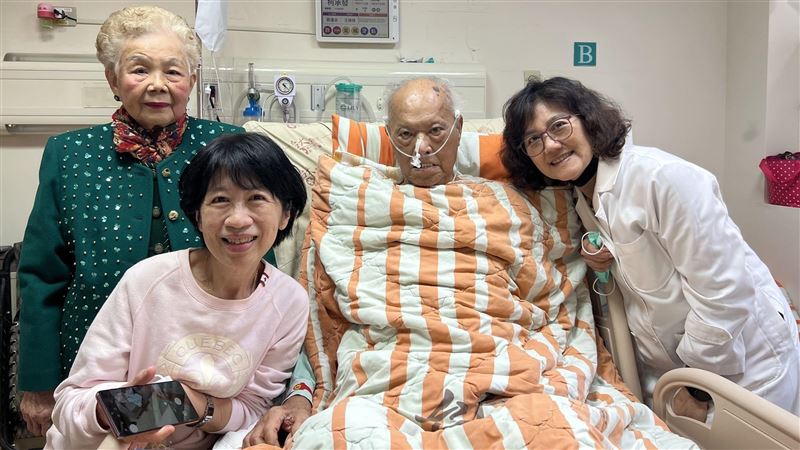 柯爸病逝長子長孫不在？陳佩琪：盼尊重