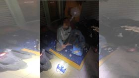 寒流,街友,禦寒,收容,警方,暖警,台中（圖／翻攝畫面）