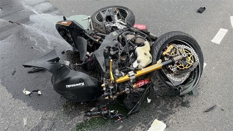 宜蘭死亡車禍！貨車碰撞重機、騎士噴飛亡