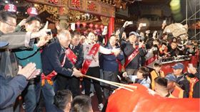 ▲鞭春牛。（圖／翻攝自台南市政府官網）