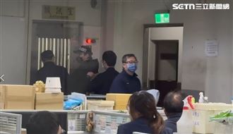 王大陸閃兵遭逮！身穿黑衣黑帽現身地檢署