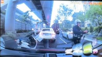 台北內湖驚傳槍響！警追捕通緝犯狂轟11槍