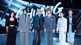 導師合照(左起)袁婭維、Jeff、BamBam、徐明浩、林依晨、Yaya。（圖／TVBS提供）