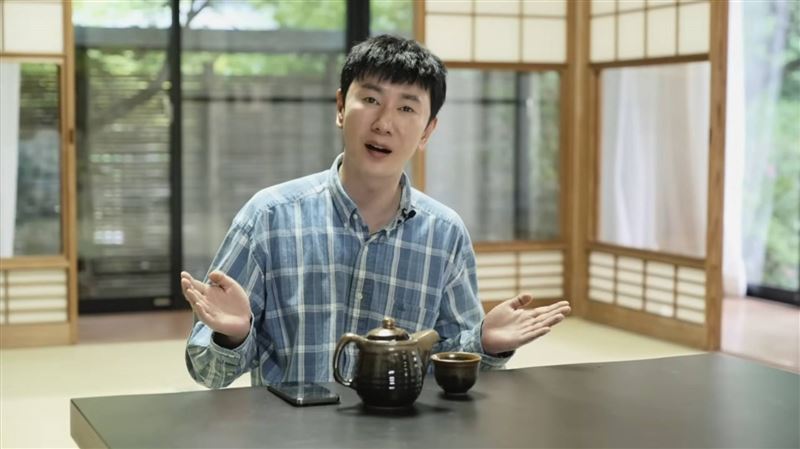 中國網紅只因談這事警找上門　被迫繳手機