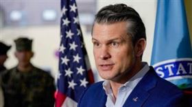 赫格塞斯大頭照