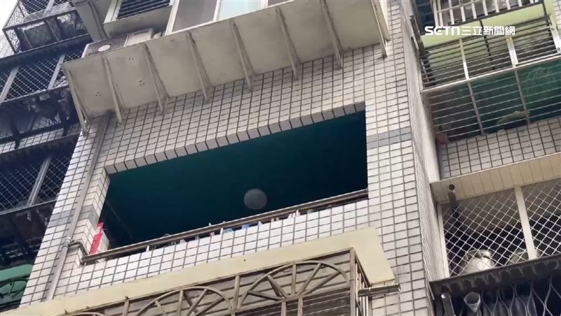 2歲童多瘀傷昏迷　父母認：僅用衣架管教