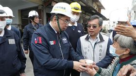 市府攜手各界齊心重建 市長黃偉哲視察修繕進度 盼災民早日安居