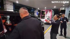 傅崐萁回花蓮了　遭民眾狠嗆：中國的走狗（圖／翻攝畫面）