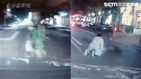 54歲婦人走斑馬線遭來車撞飛又被輾死。（圖／翻攝自記者爆料網）