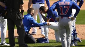 ▲道奇投手米勒（Bobby Miller）被強襲球擊中頭部退場。（圖／美聯社／達志影像）