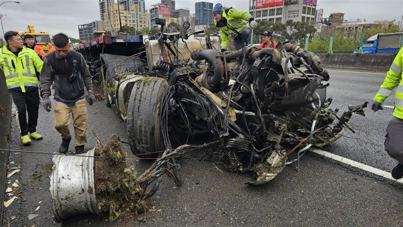 國道2車禍害慘竹科人　現場畫面曝光