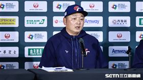 ▲WBC資格賽台灣5：12不敵西班牙，總教練曾豪駒出席賽後記者會。（圖／記者劉彥池攝影）