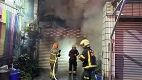 屏東縣潮州鎮某民宅發生火警，所幸未釀成人員傷亡。（圖／翻攝畫面）