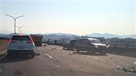台74,連環車禍,追撞,重機,砂石車（圖／翻攝記者爆料網）