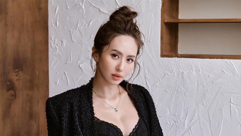 疑遭NanaQ控性騷逼聞下體　薔薔開戰反擊