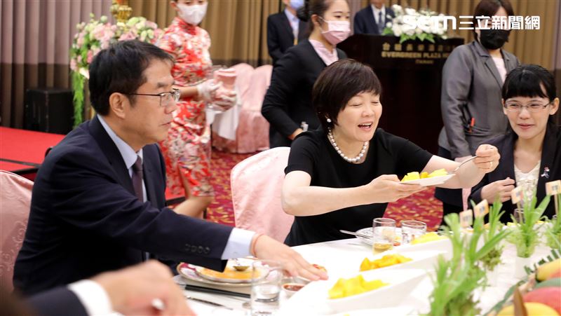 安倍夫人讚芒果　黃偉哲：台日情誼一樣甜