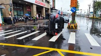 加重無照駕駛罰則三讀　汽車最高罰6萬元