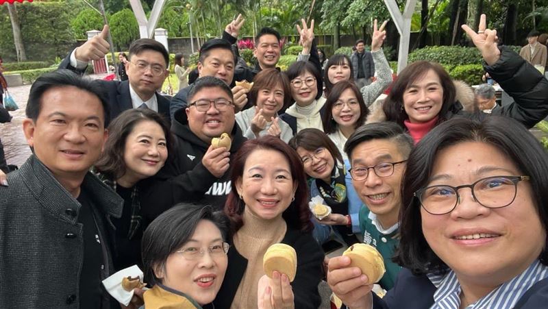 林岱樺現身總統官邸烤肉！PO合照喊話了