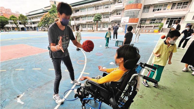 童易怒成頭痛人物！師護學生建立逃難SOP