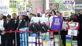 各地罷免團體至中選會繳第一階段提議書