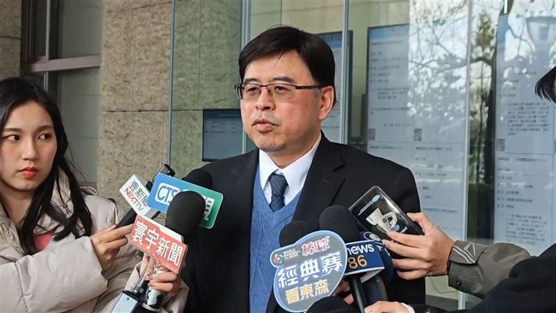 鄭文燦貪污4度出庭「人權法官」幫辯護