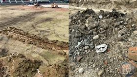 新竹市立棒球場,外野,廢土(圖/鏡週刊)
