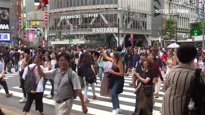 受到禁日令影響，前往日本旅遊的中國旅客大幅減少。（示意圖／資料照）