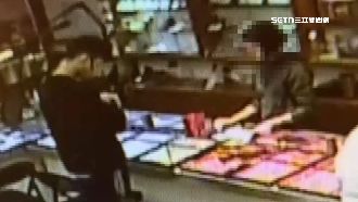西門町搶案！通緝男試戴19萬金項鍊逃跑