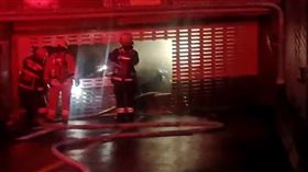 汐止區清晨發生停車場火警，所幸無人因此受困傷亡。（圖／消防隊提供）