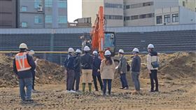 新竹棒球場,廢棄物,開挖,覆土,新竹地檢署（圖／翻攝畫面）