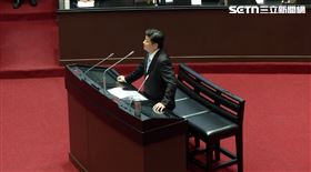 傅崐萁質詢卓榮泰