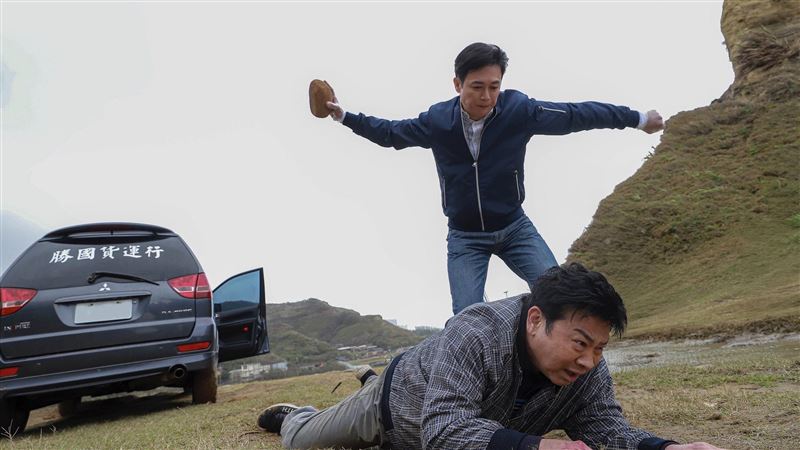 台八好爸爸遭攻擊「磚頭狠K後腦」