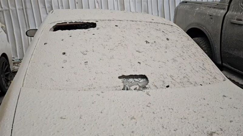 桃園工地水泥爆漿慘案！愛車毀容車主哭了