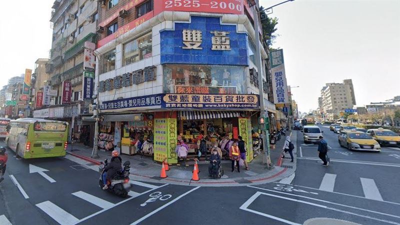 新／萬華「1百貨」開業50年宣布熄燈出清