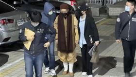 ▲林岱樺涉詐助理費案，通法寺住持釋煌智二度被傳喚，移送雄檢複訊。（圖／翻攝畫面）