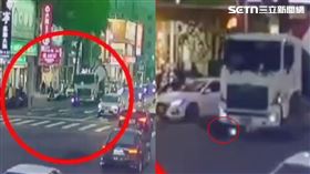 女子被撞倒後捲入水泥預拌車底，拖行10公尺。（圖／翻攝畫面）