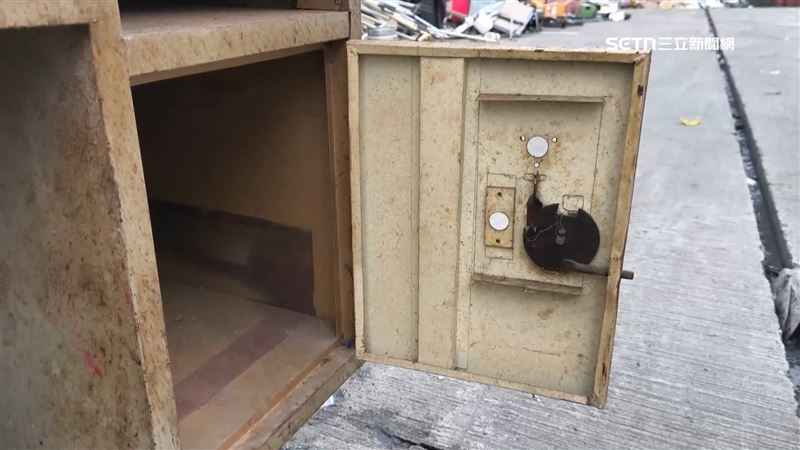 誰的錢？清潔隊回收桌　赫見近5萬元紅包