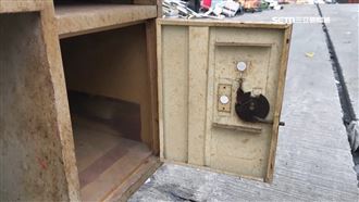 誰的錢？清潔隊回收桌　赫見近5萬元紅包